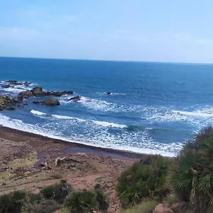 En Frente Del Puerto Alloggio in famiglia