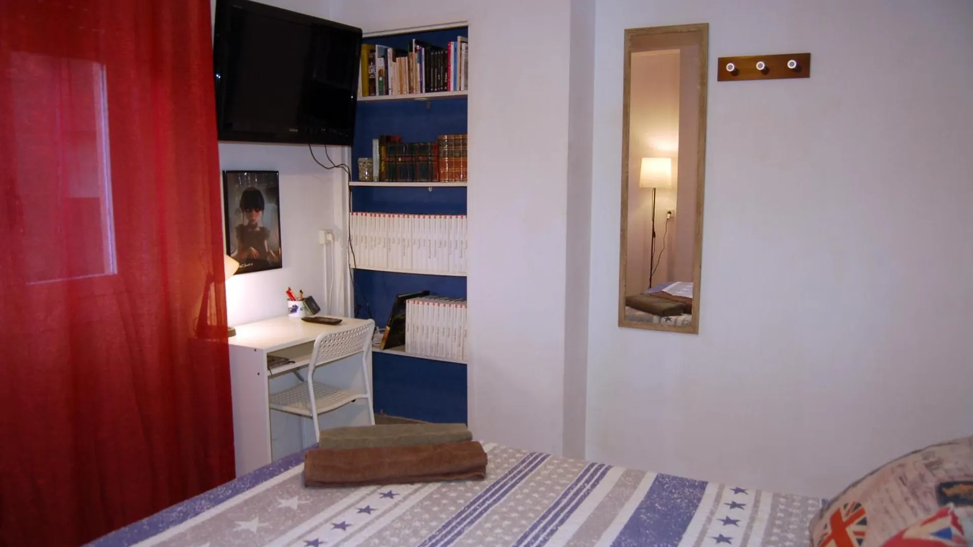 Habitacion Individual Luna & Tambor Room Almeria Homestay