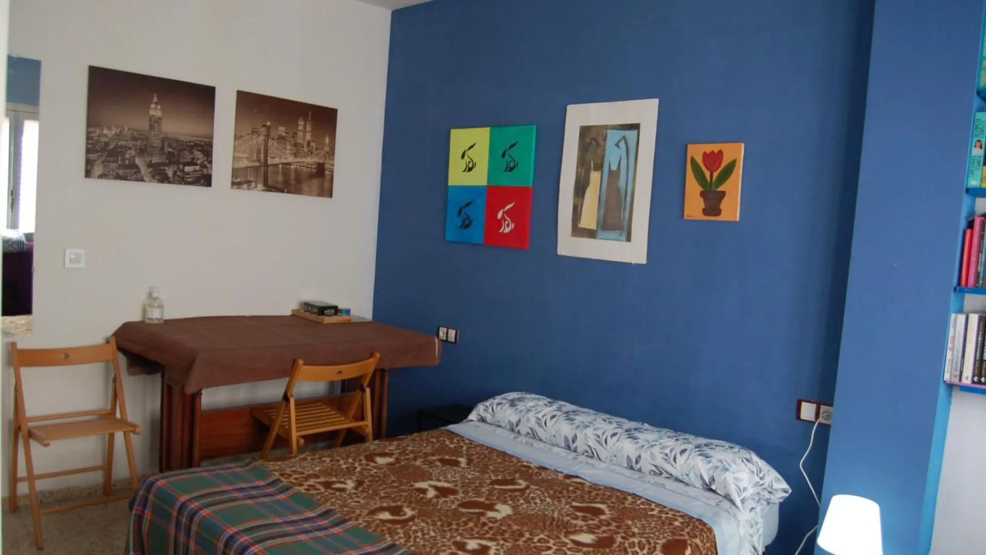 Homestay Habitacion Individual Luna & Tambor Room Almeria